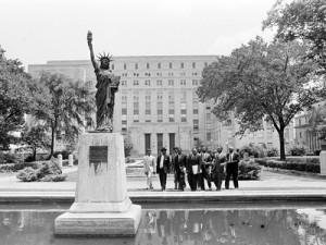 Martin Luther King Leaves Court