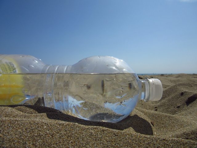 plastic-bottle-pollution