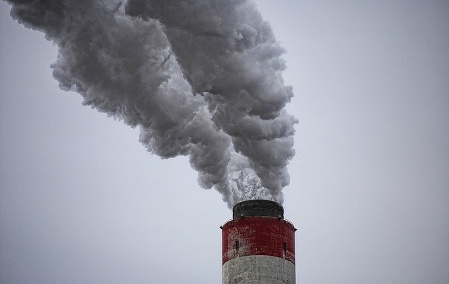 air-pollution-smokestack